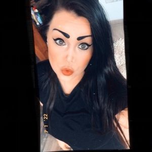 Meet your Posher, Tonya